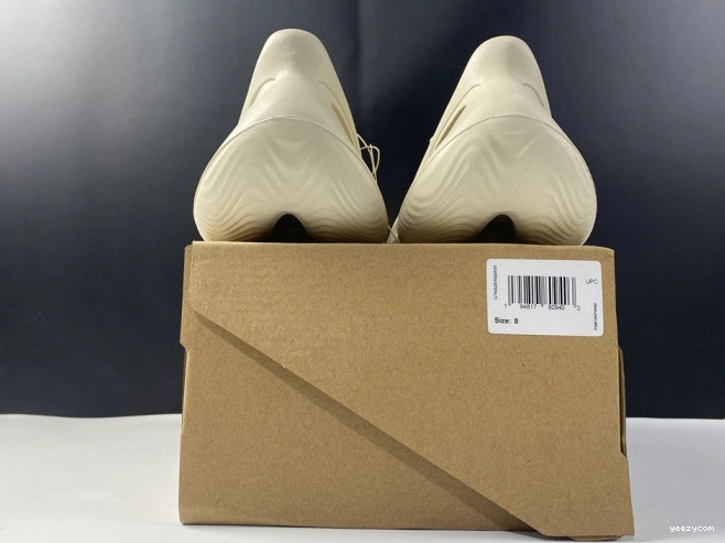 Adidas RNNR FY4567 Sand Foam Yeezy 0825
